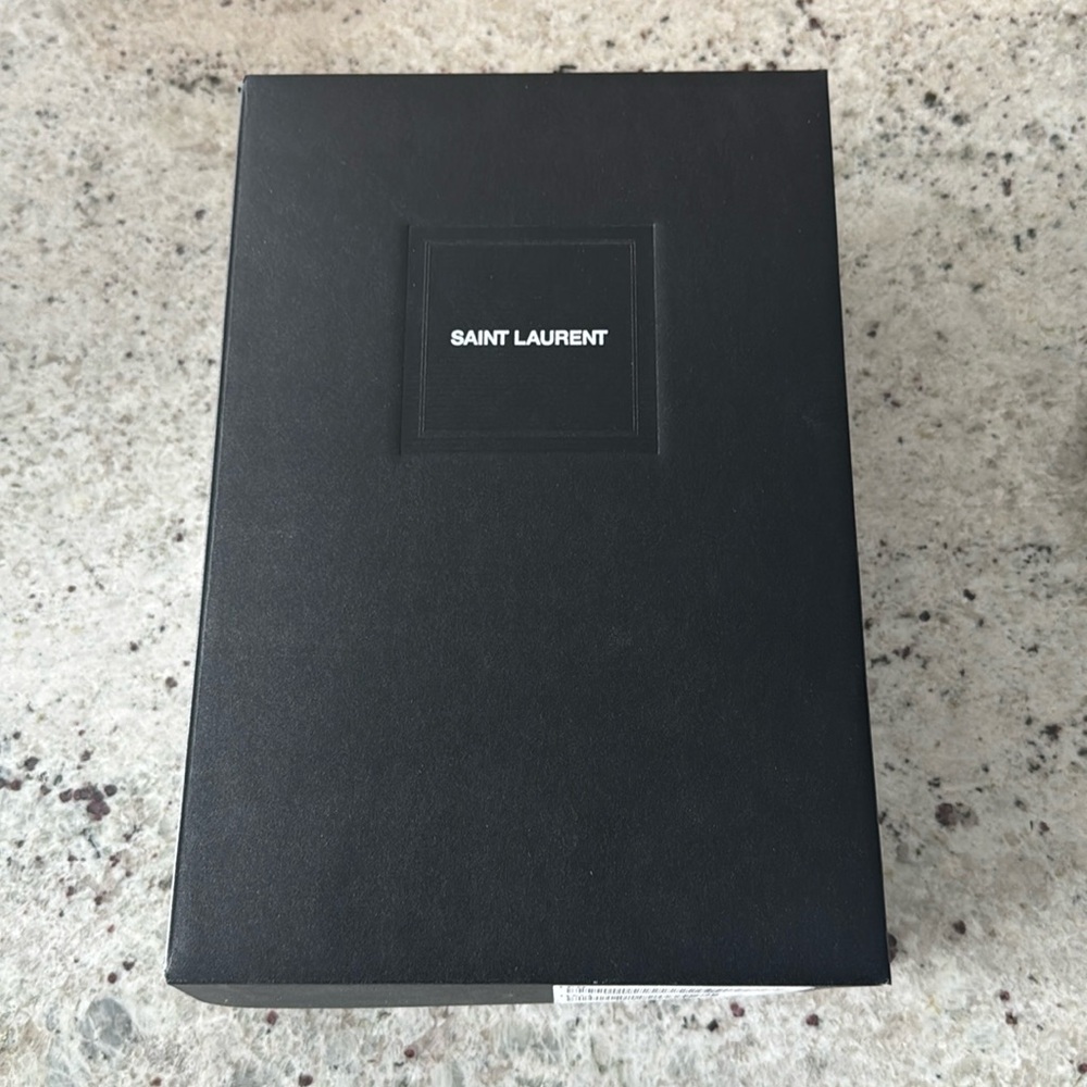 Saint Laurent shoe box + 2 dust bags